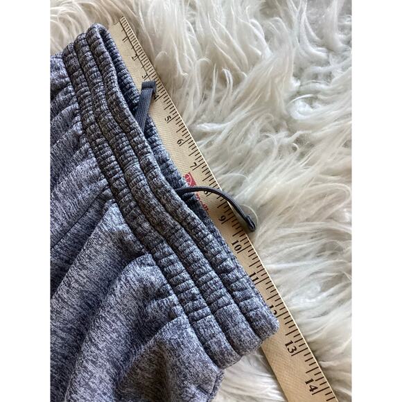 Nike Youth Unisex Therma Fit‎ Fleece Sweatpants Athletic Activewear Gray Large - Picture 9 of 12